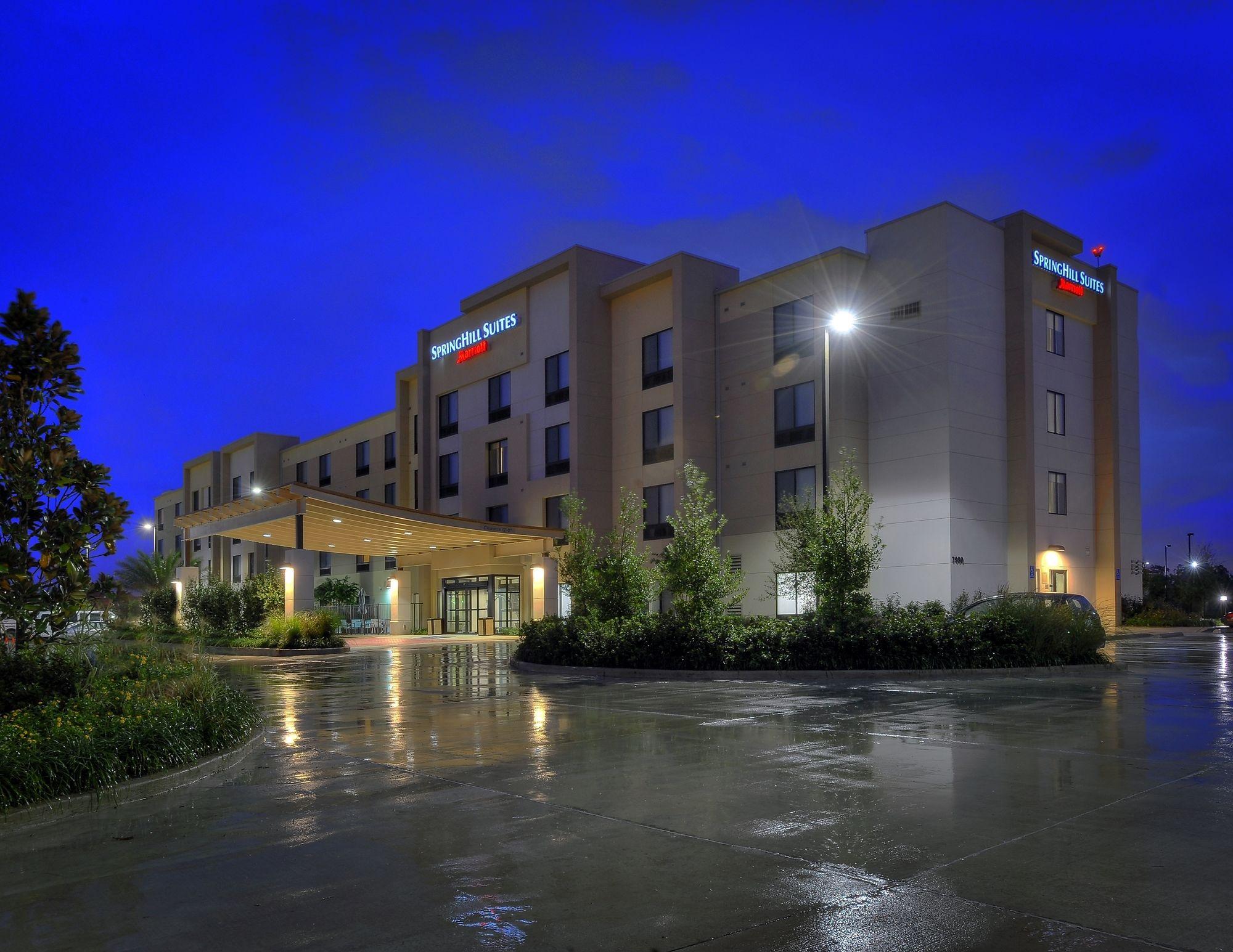 Springhill Suites By Marriott Baton Rouge North / Airport Екстериор снимка