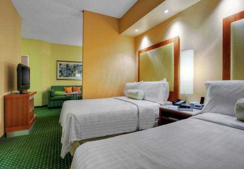 Springhill Suites By Marriott Baton Rouge North / Airport Стая снимка